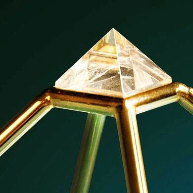 Licht-Kristall-Pyramide